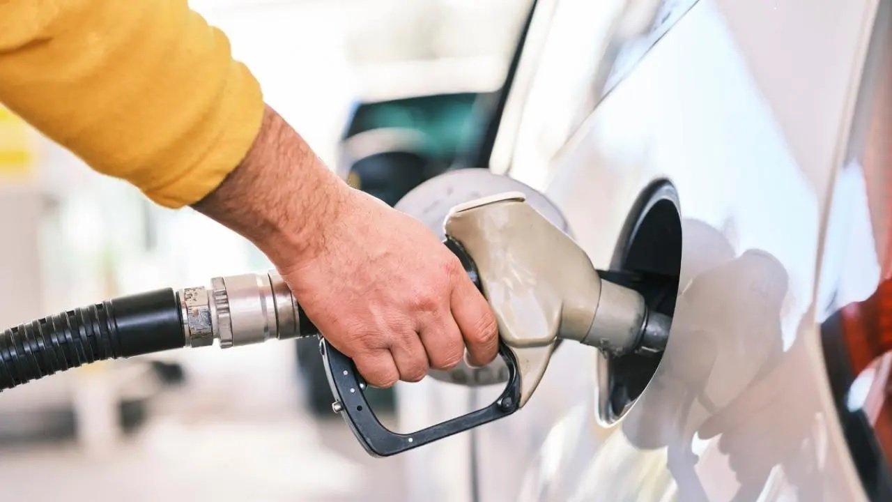 Suben los precios de gasolina y diésel en Colombia