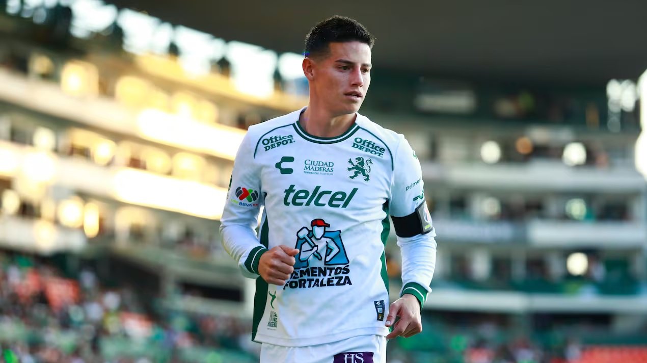 James y el León de México libran batalla en el TAS por su lugar en el Mundial de Clubes