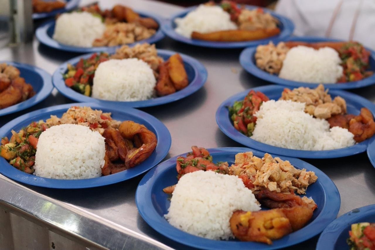 Neiva garantiza continuidad del PAE durante todo el calendario académico 2026